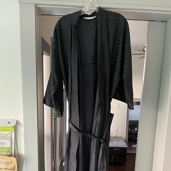 Dior Mens Robe - Picture 2 of 3